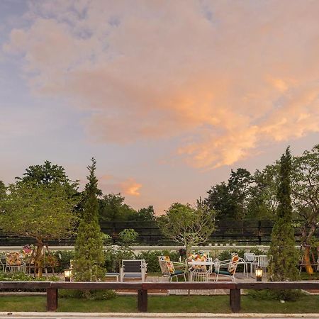 Picha Ville Resort Watthana Nakhon Dış mekan fotoğraf