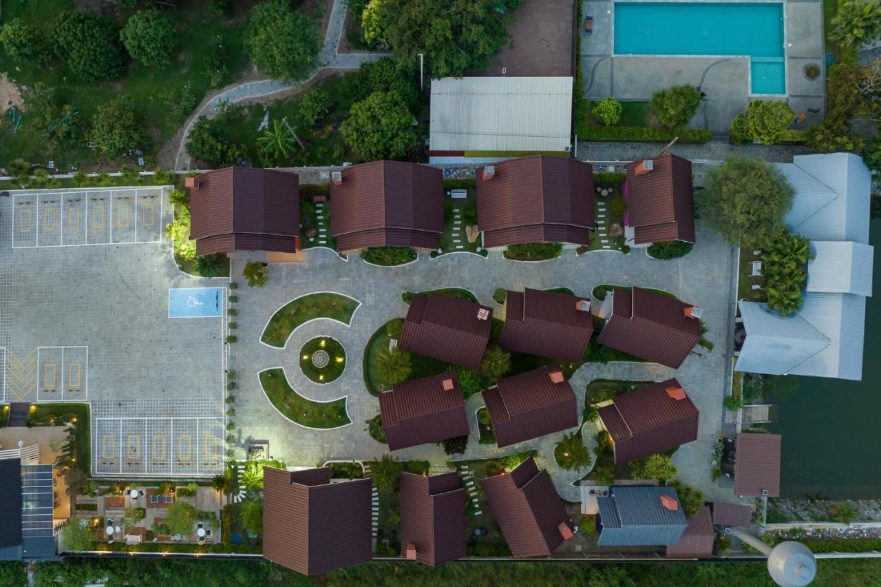 Picha Ville Resort Watthana Nakhon Dış mekan fotoğraf